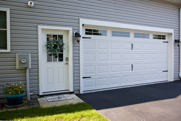 24/7 Emergency Garage Door Panel Replacement experts in Tahoma, CA